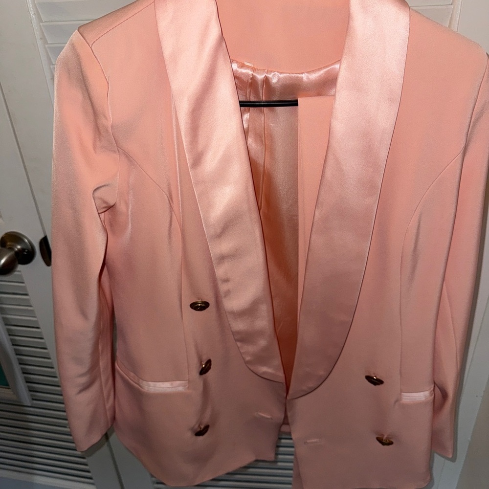 Elegant Pink Double-Breasted Blazer